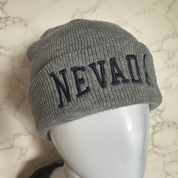 Nevada Embroidered Beanie Hat Classic Teaze
Heather Gray Winter Knit Cap - Picture 1 of 4